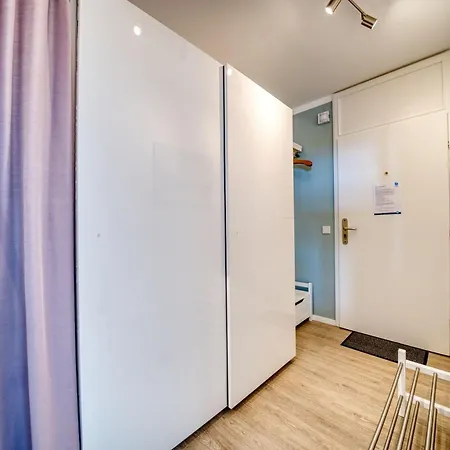 - Haus E, App 0e0708 Apartment